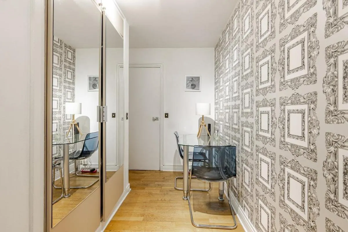 Heart Of Paris Iii, Le Marais - Charming Apartment 0*,  France